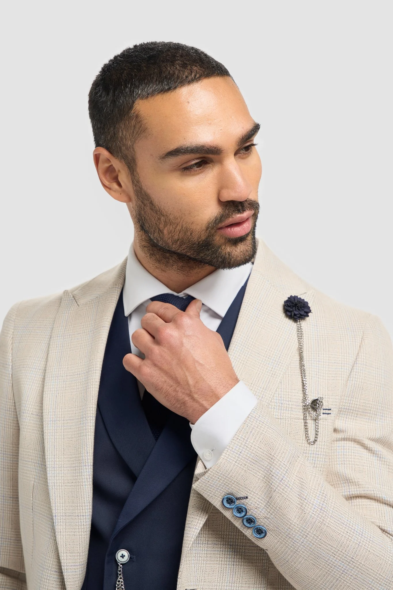 Caridi Beige With Lennox Navy Double Breasted Waistcoat - Image 3