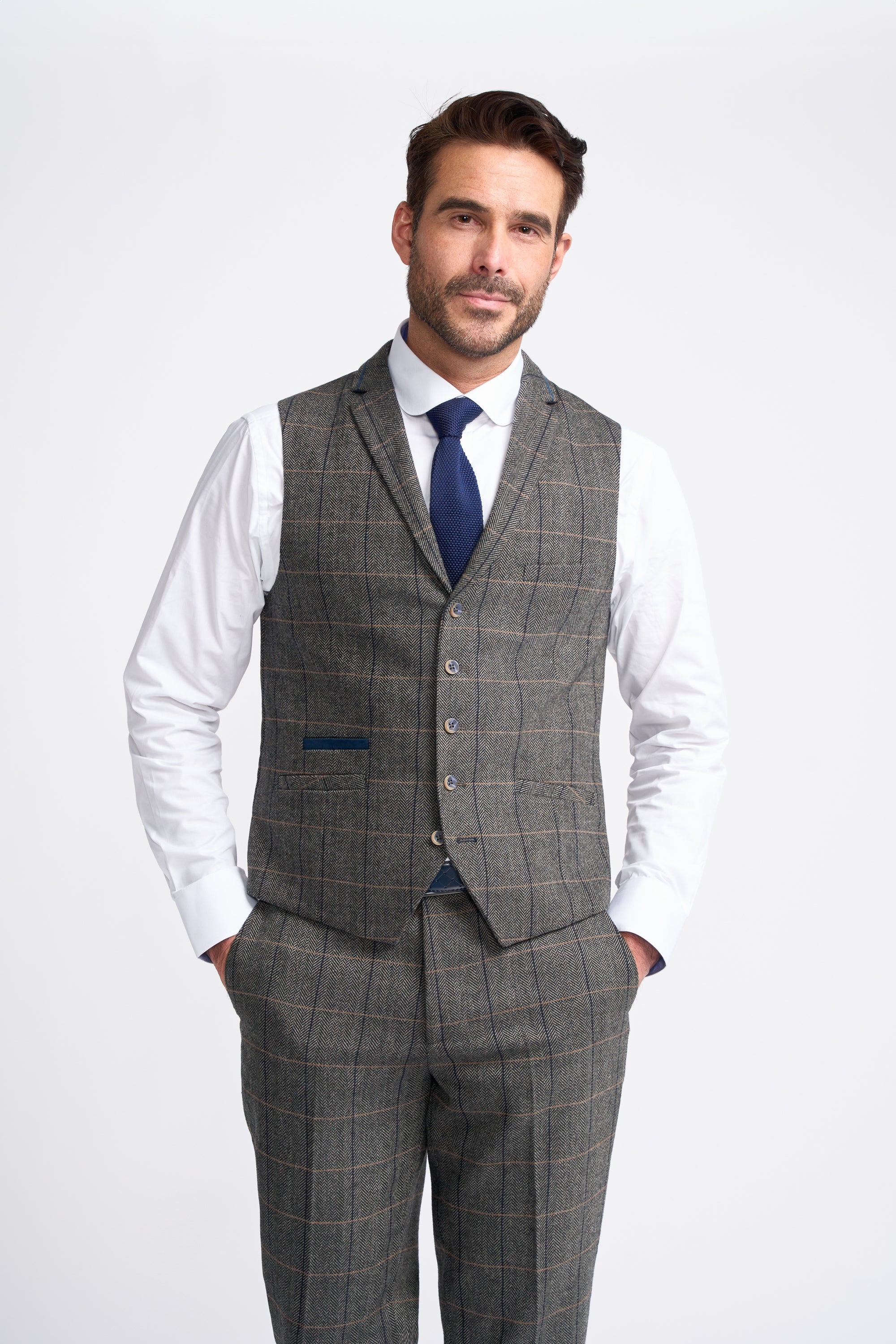 Grey Short Tweed Three Piece Suit - Image 5