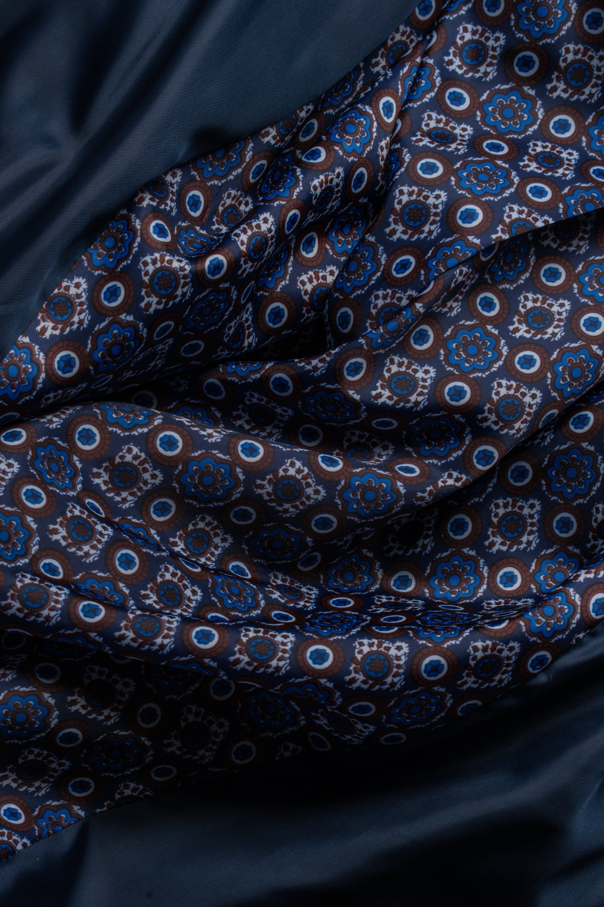 Grey Short Tweed Three Piece Suit - Image 9