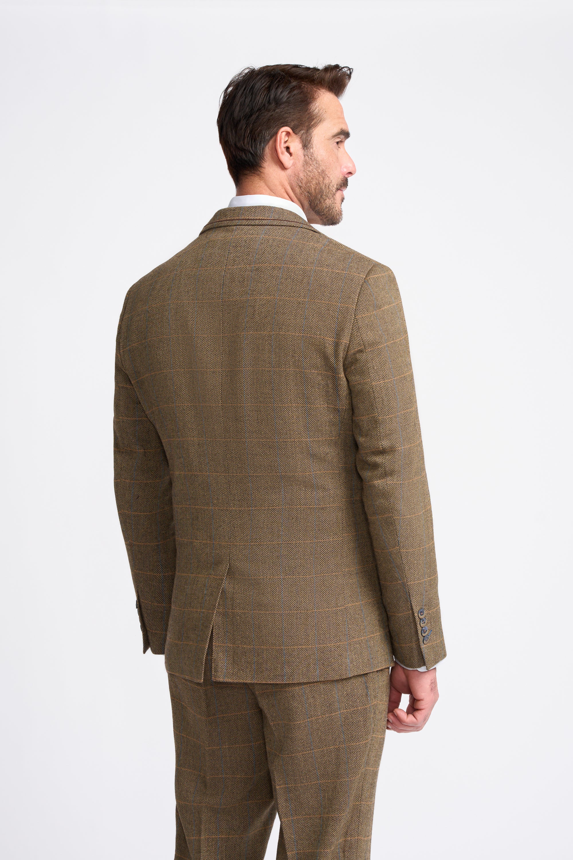 Brown Short Tweed Three Piece Suit - Image 5