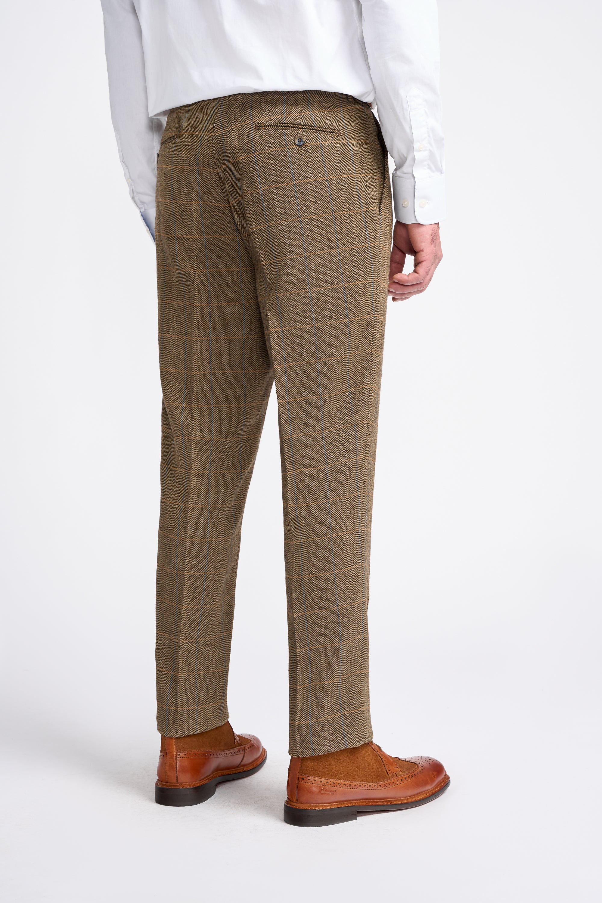 Brown Short Tweed Three Piece Suit - Image 9