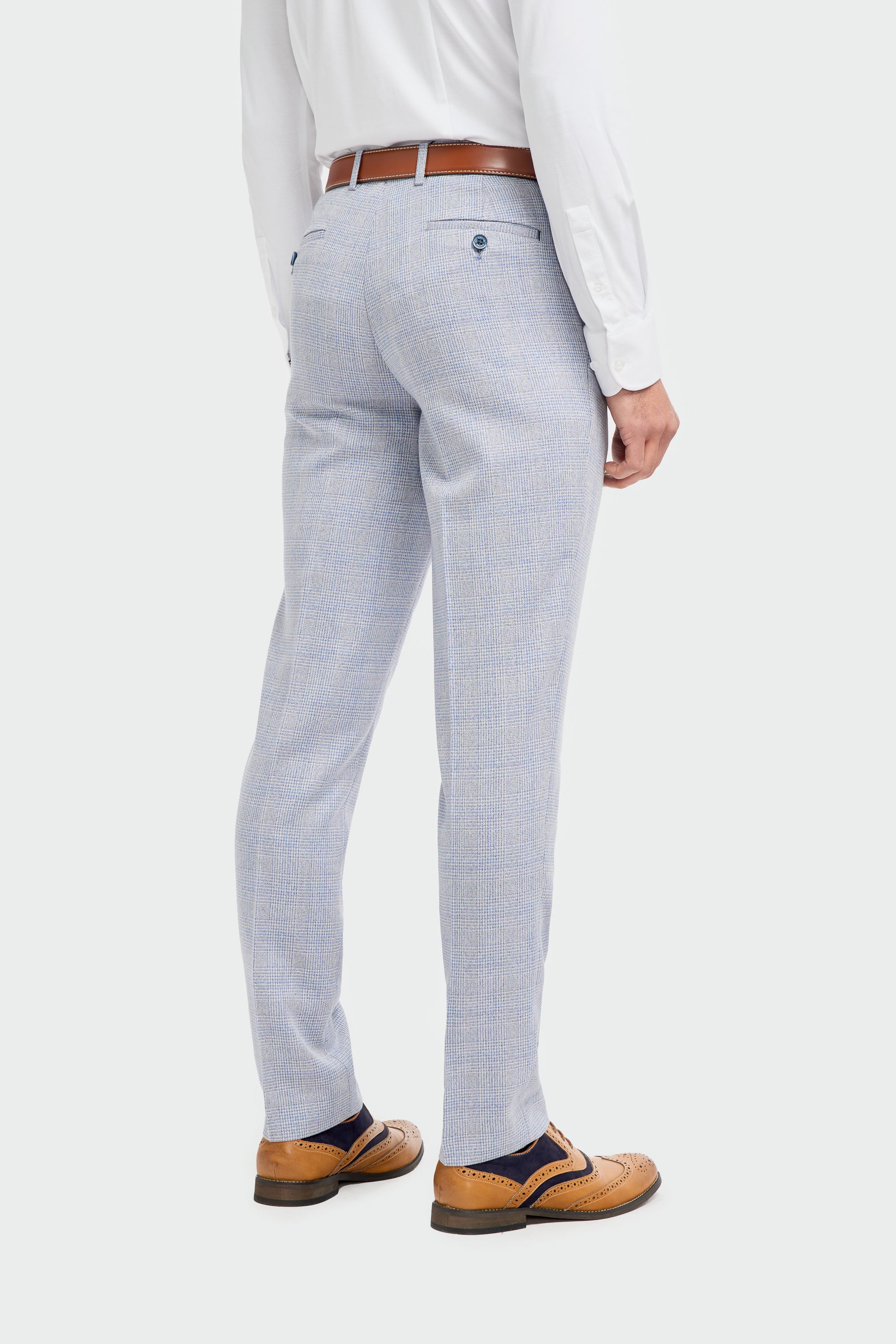 Caridi Sky Short Check Three Piece Suit - Image 9