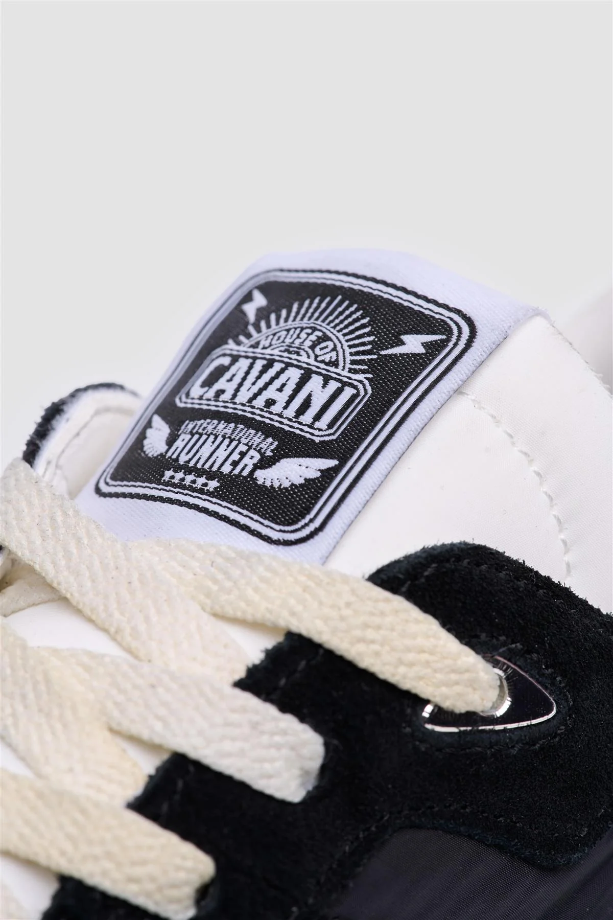 International Runner Black Lightweight Nylon Trainer - Image 6