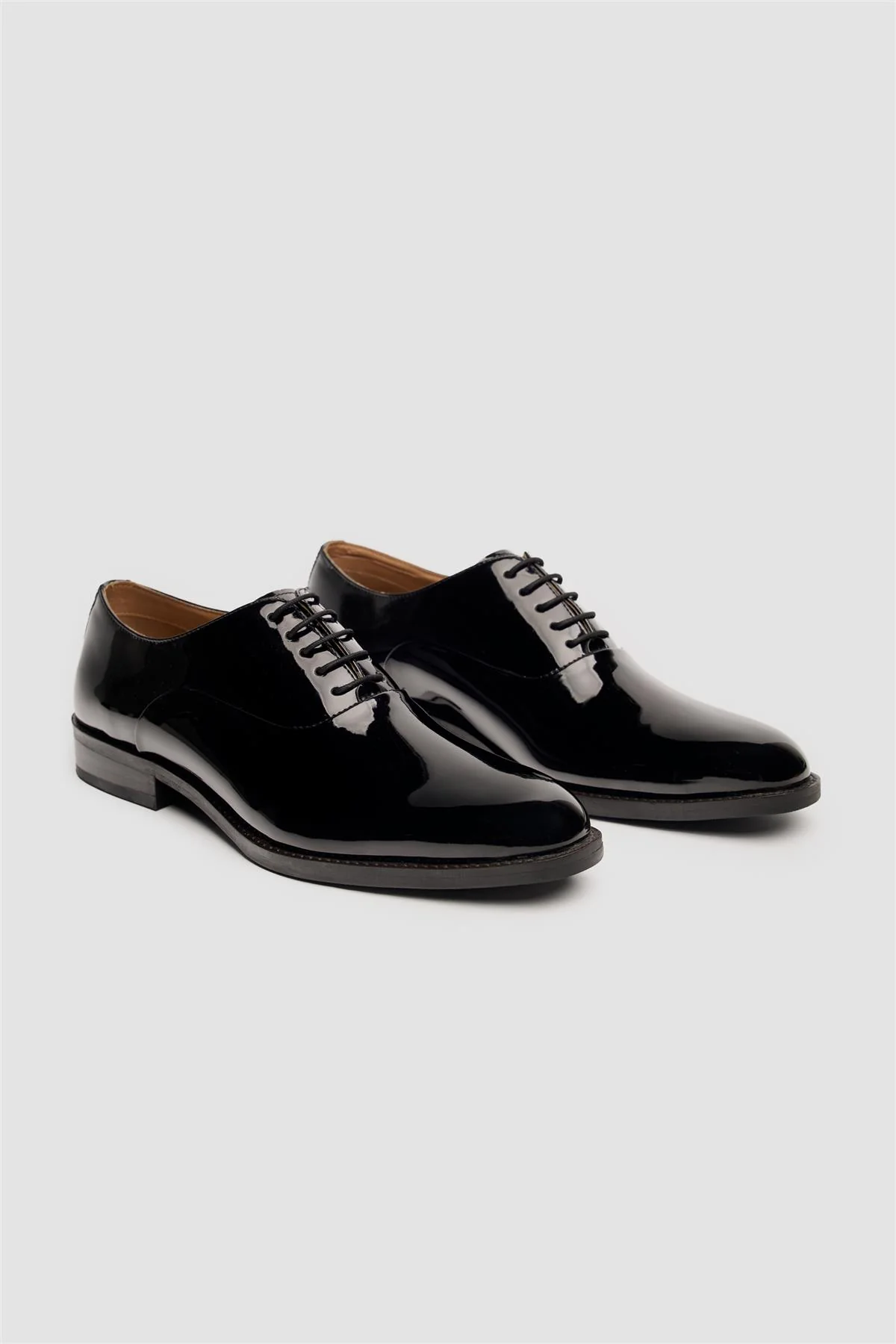 Lanza Black patent Shoes - Image 3